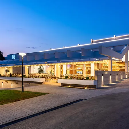 Hotel Nais Autoput *