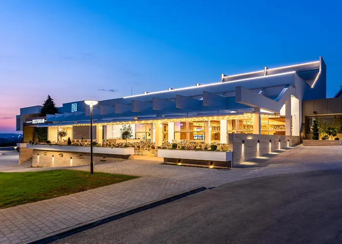 Hotel Nais Autoput *