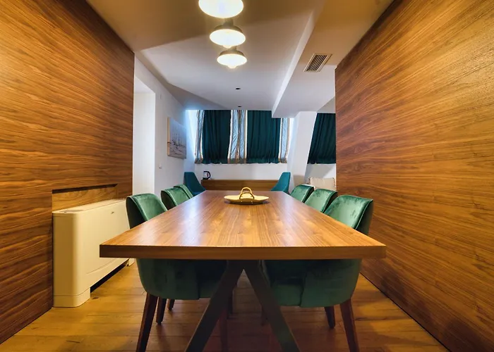 Hotel Nais Autoput *