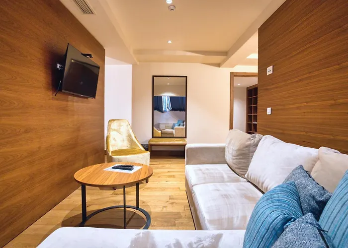 Nais Autoput Hotel *