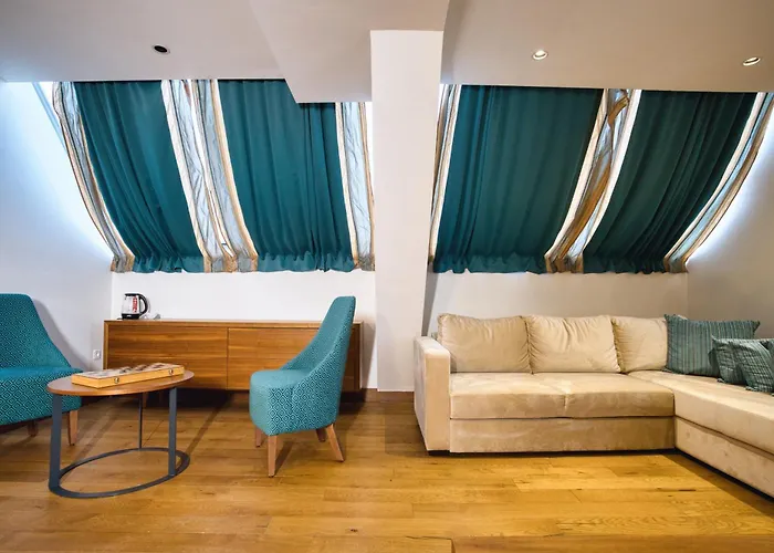 Nais Autoput Hotel *